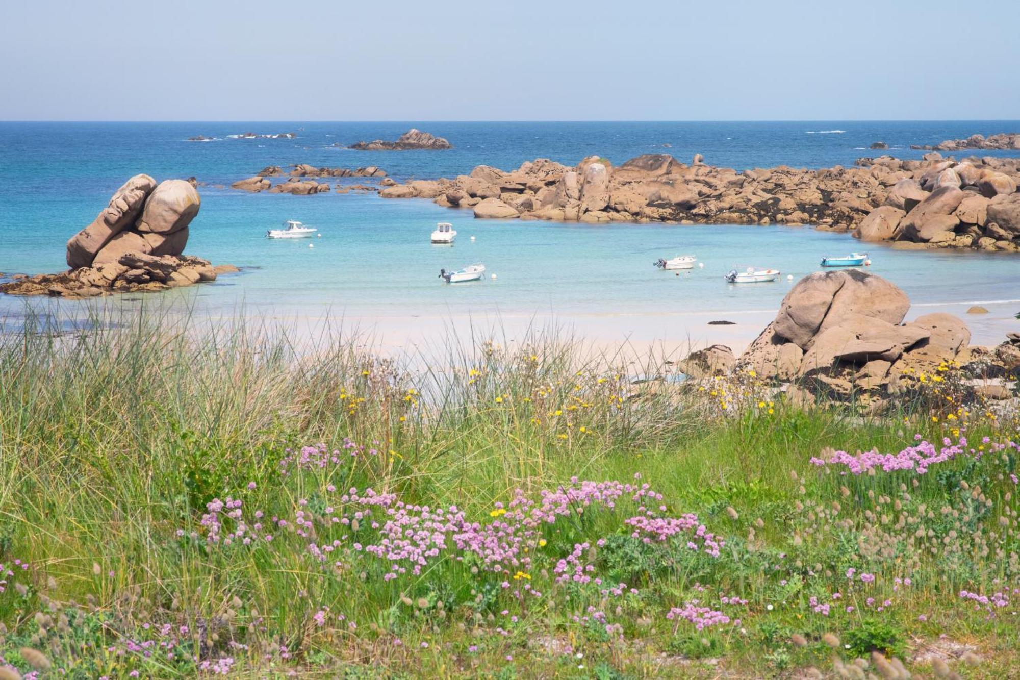 Maison Yukti - Magnifique Maison De Charme Proche Plage Lampaul-Ploudalmezeau Luaran gambar